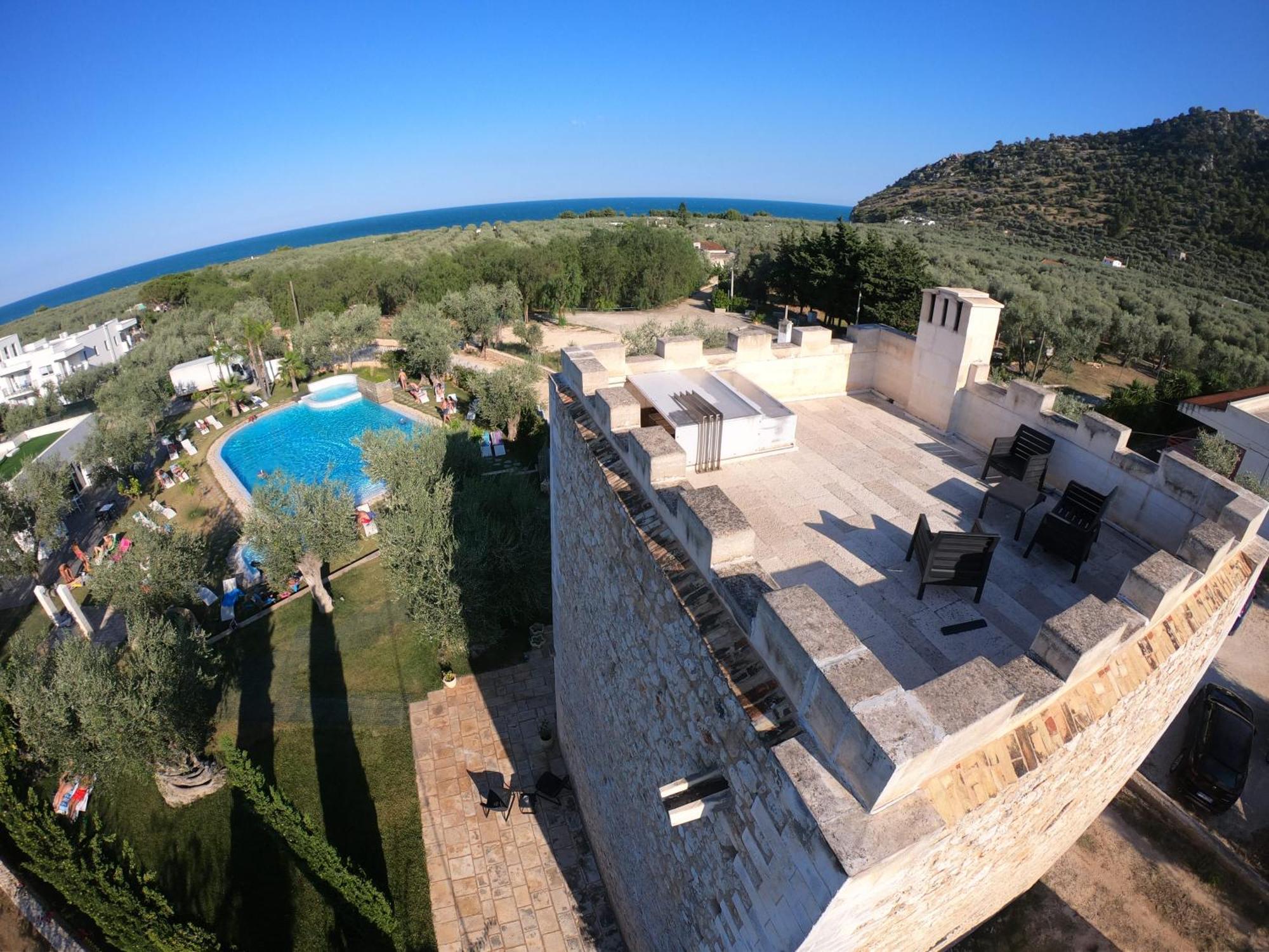 Hotel Torre Santamaria Resort Mattinata Eksteriør billede