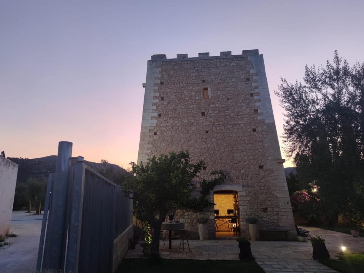 Hotel Torre Santamaria Resort Mattinata Eksteriør billede