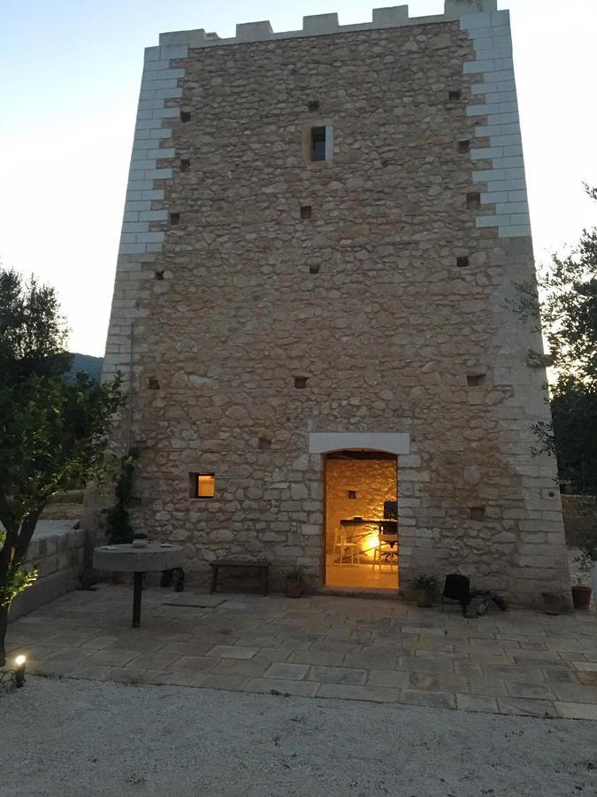 Hotel Torre Santamaria Resort Mattinata Eksteriør billede