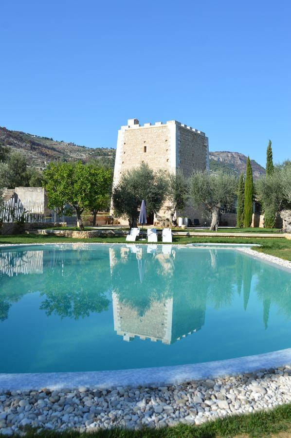 Hotel Torre Santamaria Resort Mattinata Eksteriør billede